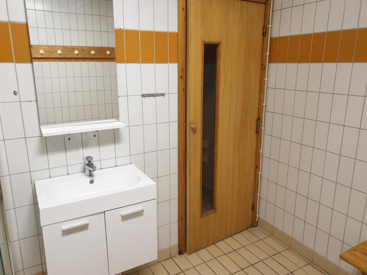 ヴァードー Wilhelmsen Romutleieモーテル エクステリア 写真
